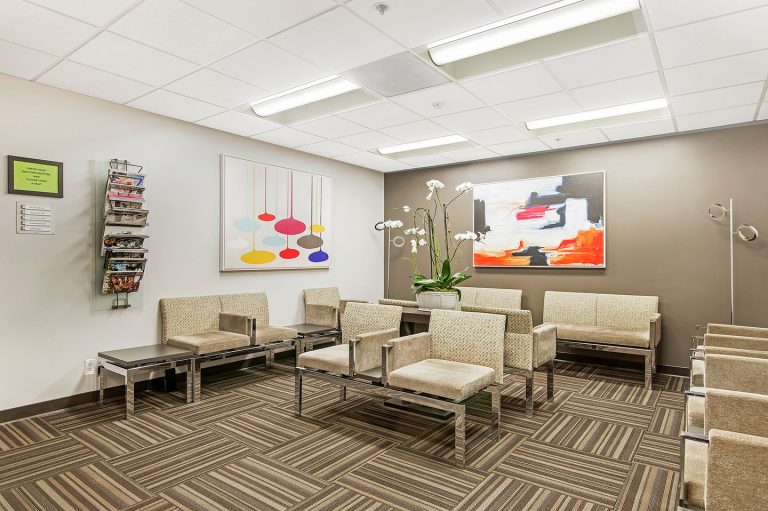 2080 Century Park - Leasing Suite Waiting Area